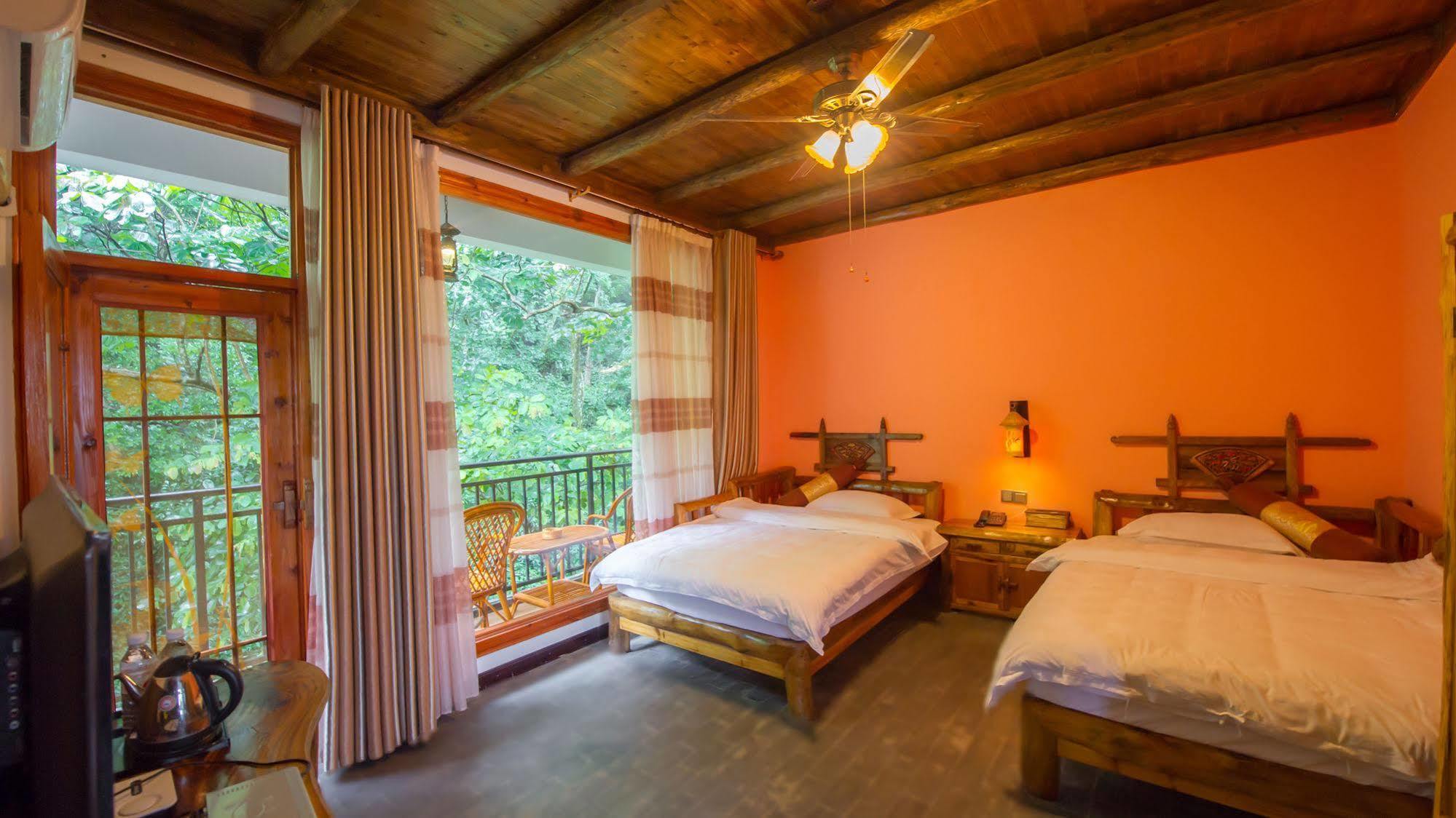 Yangshuo Scenic Mountain Retreat Otel Dış mekan fotoğraf