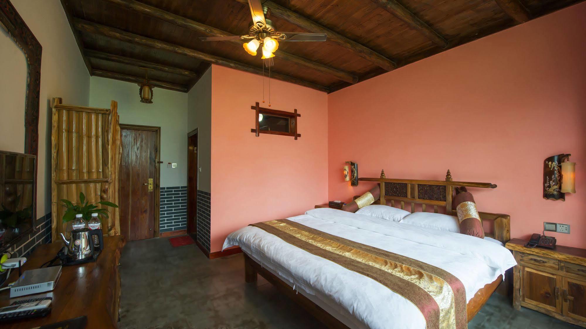 Yangshuo Scenic Mountain Retreat Otel Dış mekan fotoğraf